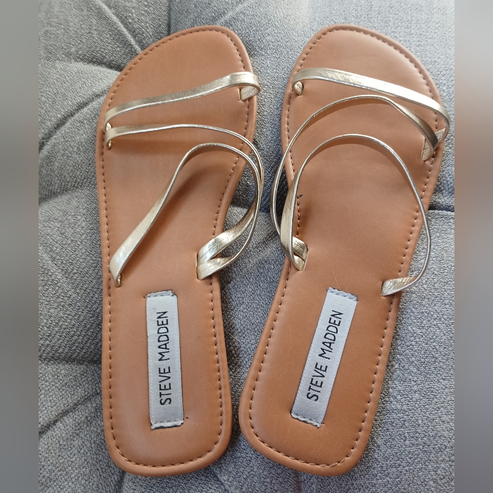 Steve Madden Gold and Tan Sandals Size 9 Like New!
